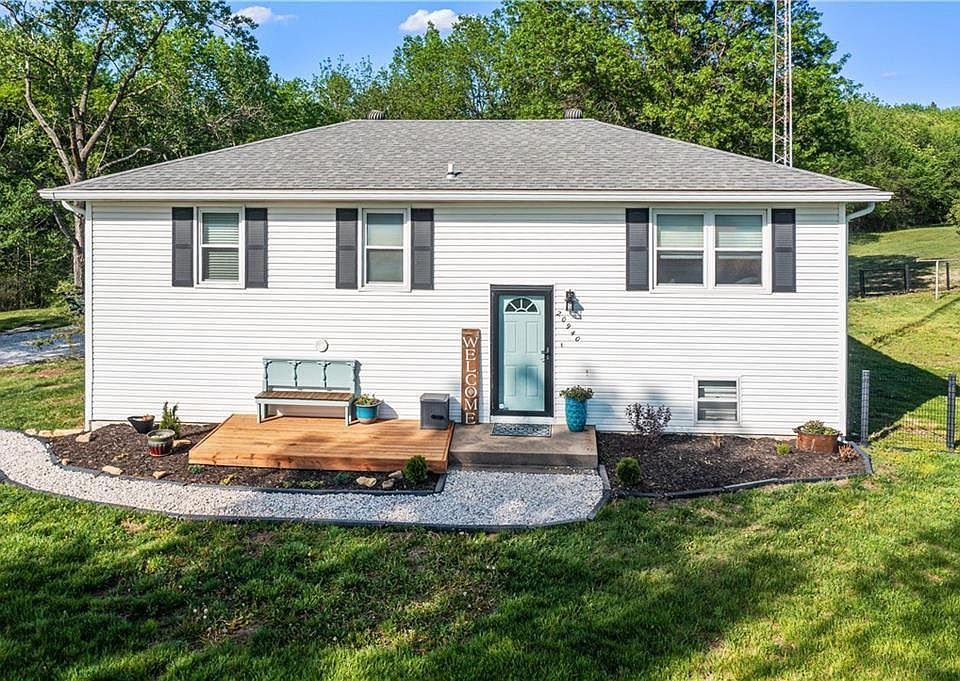 20940 McLouth Rd, Tonganoxie, KS 66086 Zillow
