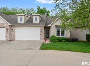 302 Boulder Creek Dr, Chatham, IL