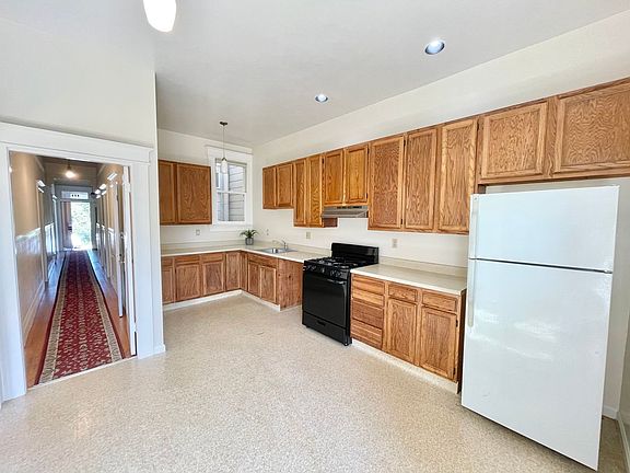 4th image of 927-929 Lincoln Way