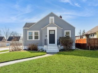 824 174th Pl, Hammond, IN 46324