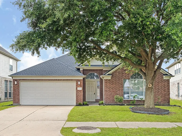 2123 Winter Dale Ct — Photo 2