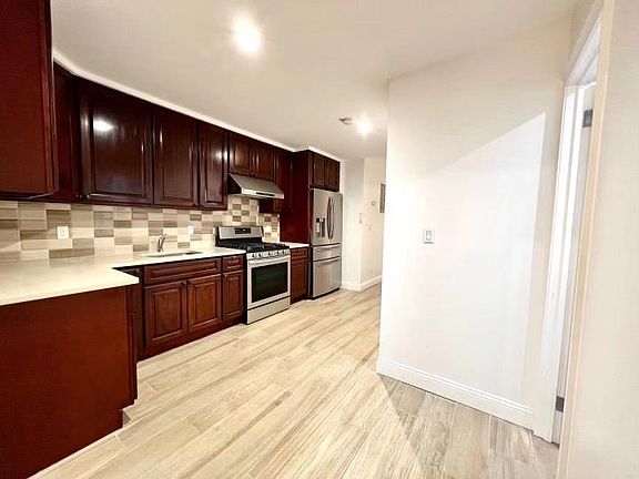 2nd image of 21501 69th Ave Floor 1