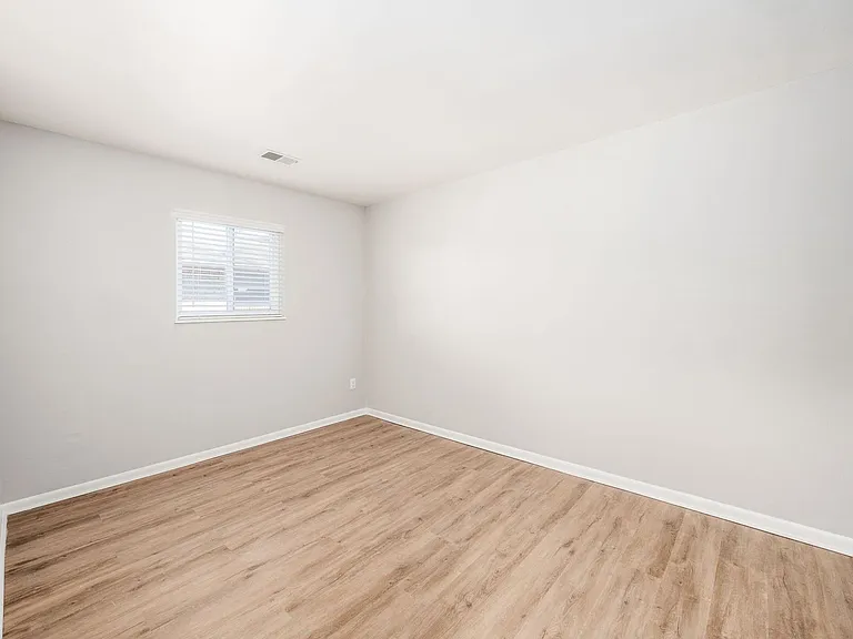 620 Riverview Dr #2 — Photo 12
