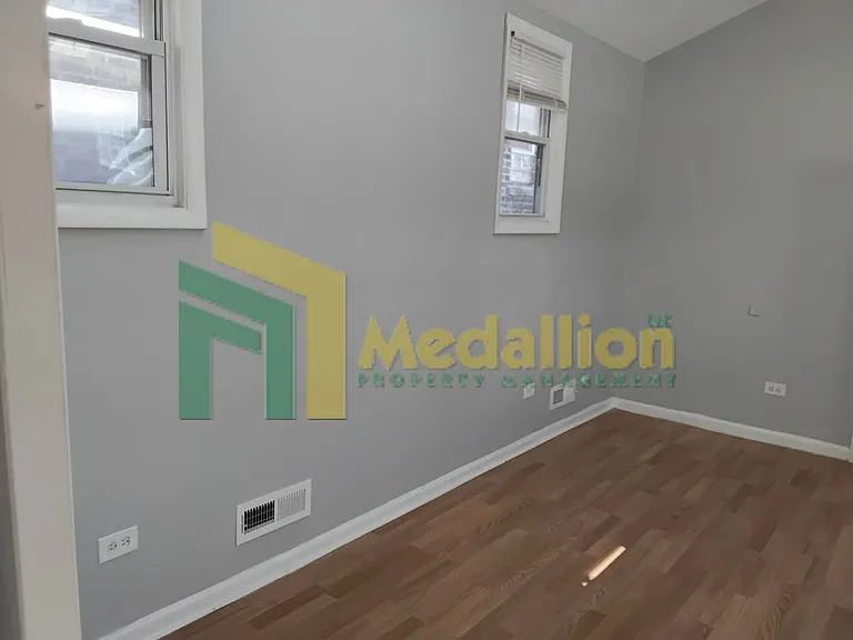 1241 N Ashland Ave #2 — Photo 26