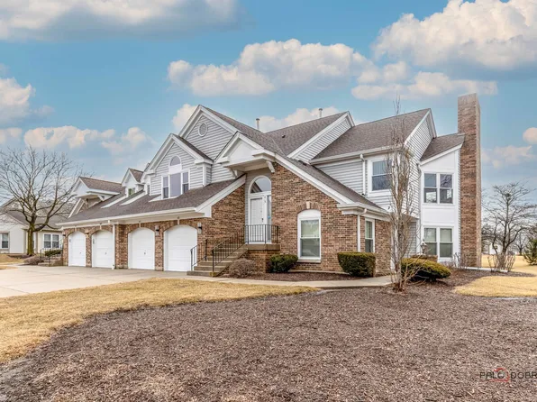 413 Satinwood Ter, Buffalo Grove, IL 60089