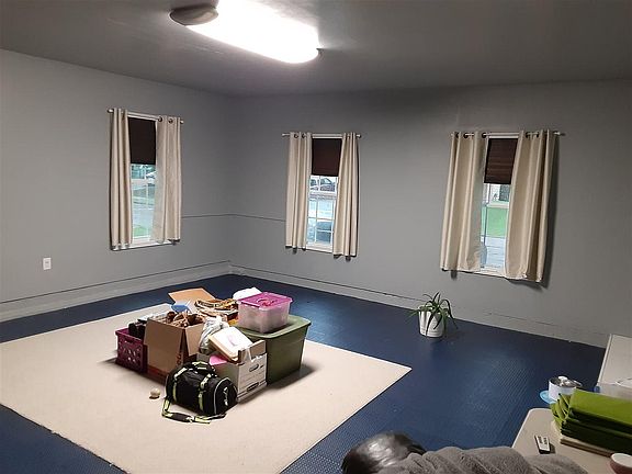 5th image of 6031 Beauvoir Dr