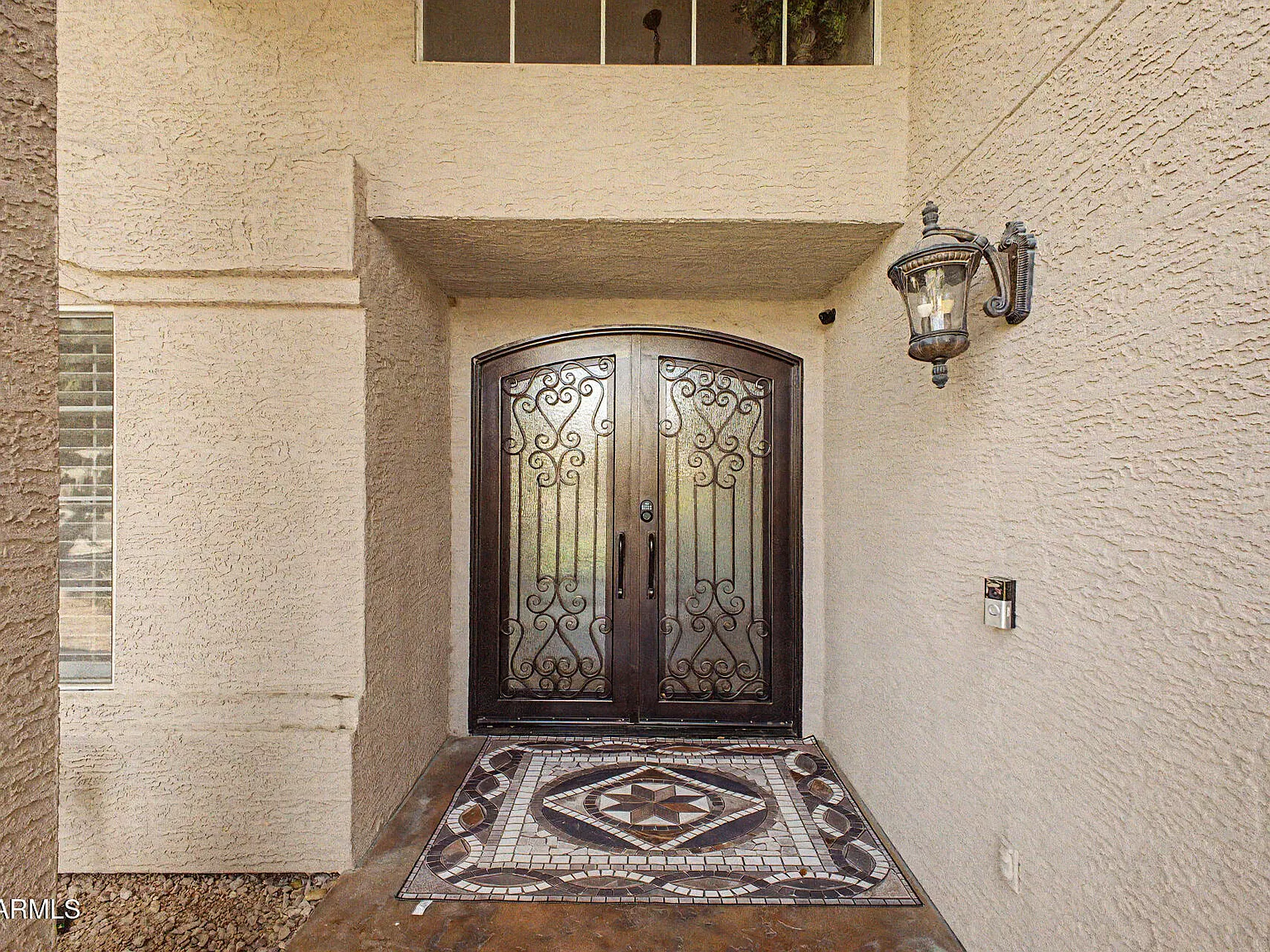 4 bed, 3.0 bath, 2570 sqft, $3,000 — Photo 3