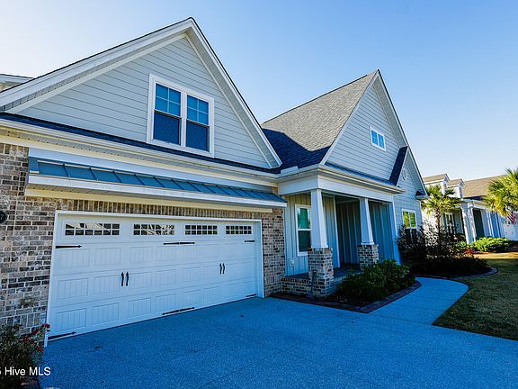 2nd image of 8567 Safflower Way NE