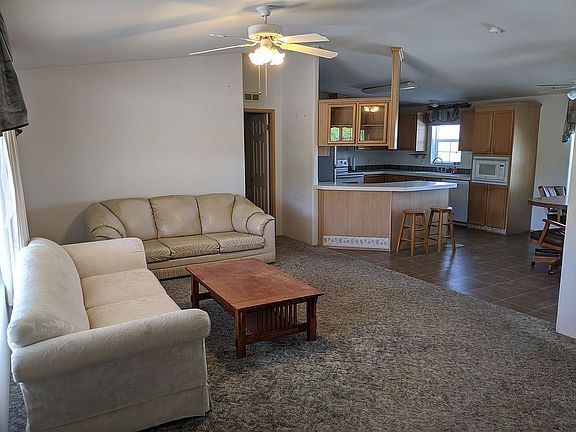 4th image of 710 N Park View Ln