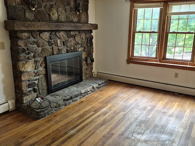 120 Second Crown Point Rd — Photo 5