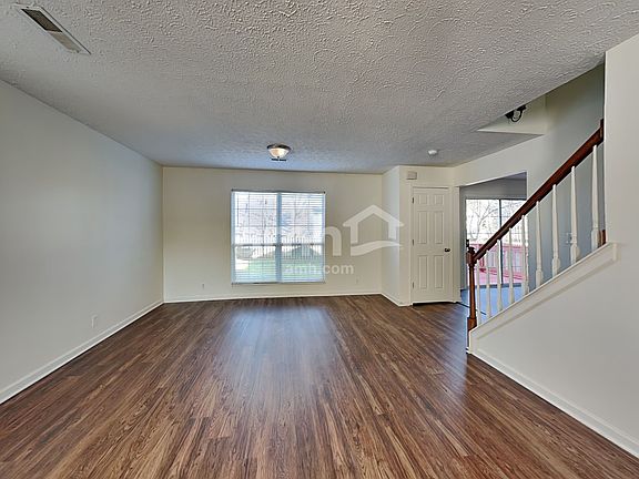 5th image of 4309 Chesney Glen Dr
