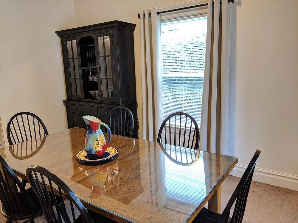 4 bed, 1.5 bath, 1700 sqft, $840 — Photo 4