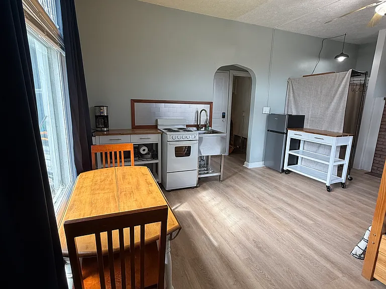 110 W Onota St #5 — Photo 14