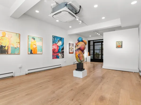 509 West 23rd Street image 6 of 19