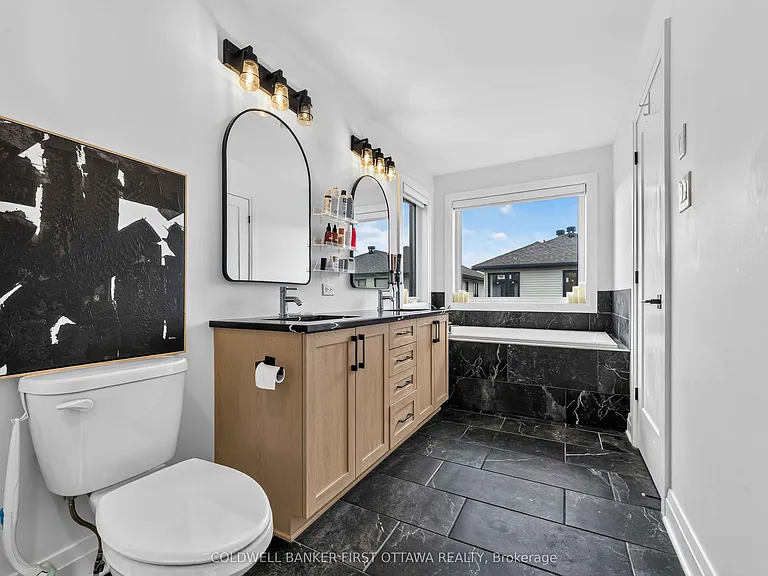 286 Cornice St — Photo 28