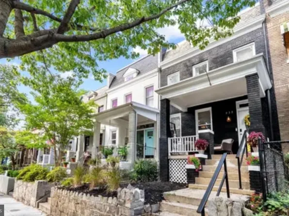 939 15th St SE, Washington, DC 20003