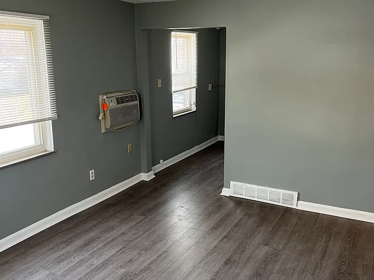 21430 Crystal Ave #1 — Photo 6