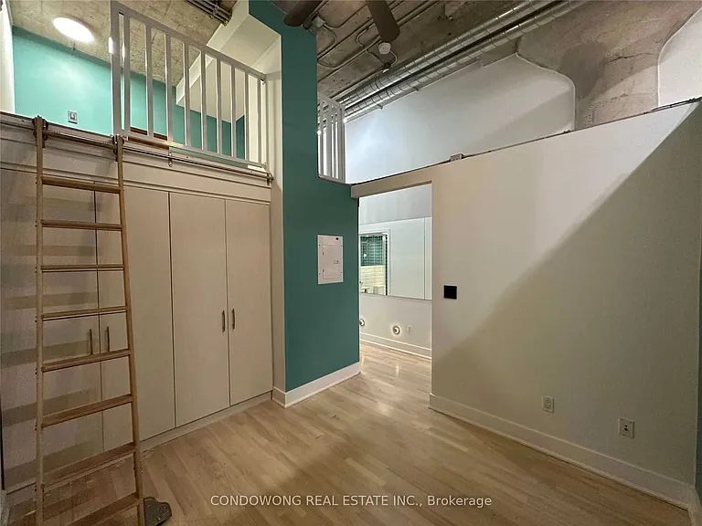 637 Lake Shore Blvd W #331 — Photo 6