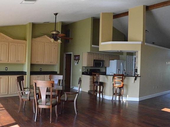 4th image of 165 Hainesport Dr