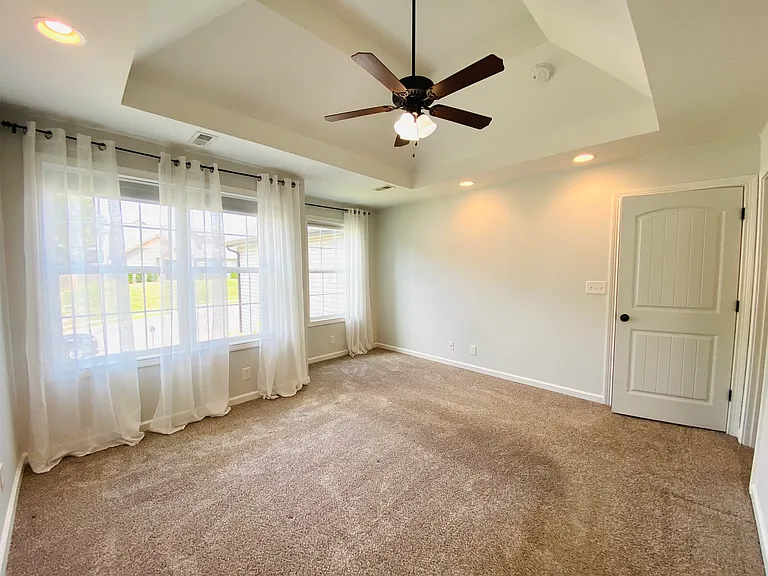 1194 Eagles Bluff Dr — Photo 27