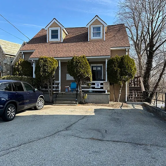 850 Broad St #6 — Photo 1