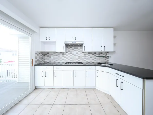 139 Kiswick Street image 8 of 31