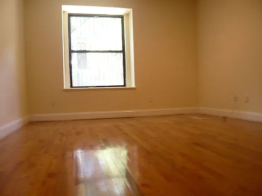 Rented by Strivers Management Group Corp (Brokerage) | media 12