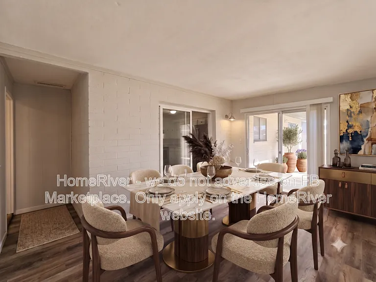 512 S 75th Pl — Photo 5