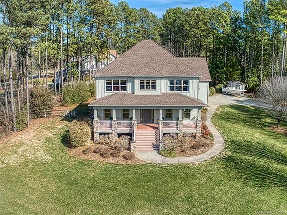 2nd image of 151 Yellow Jacket Cir #6