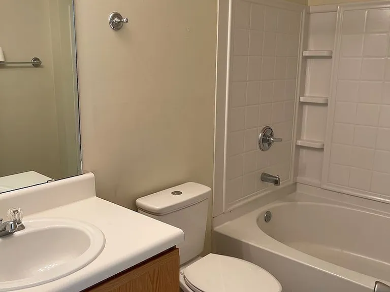 5201 Fairington Ridge Cir — Photo 14
