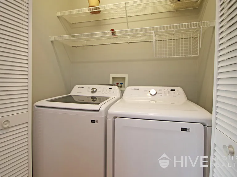 155 Chelsea Cir — Photo 22