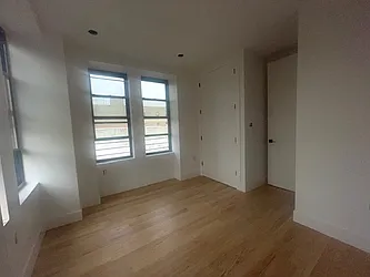 Rented by MADEHOME