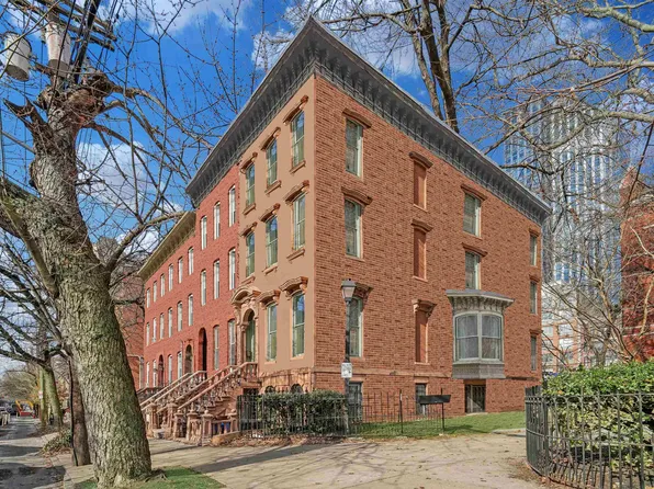 100 Grand St, Jersey City, NJ 07302