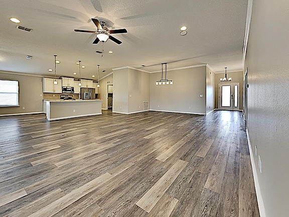 5th image of 226 Grand Reserve Dr