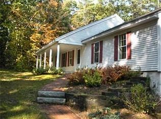 1 Winchester Dr, Hollis, NH 03049