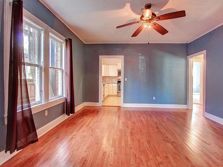 2536 Dellwood Ave — Photo 5