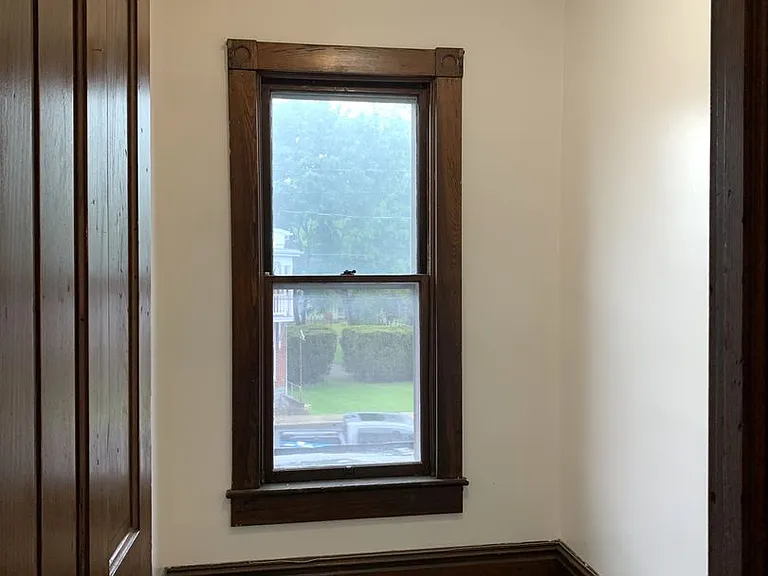 577 Lincoln Way E — Photo 25