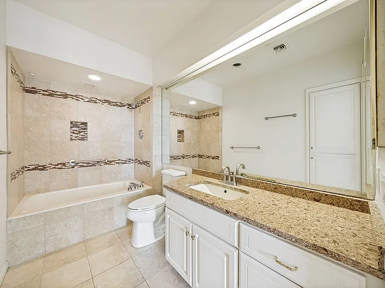 1 Towers Park Ln #413 — Photo 11