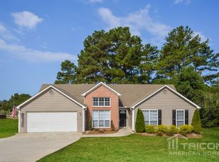 135 Lakepointe Ct, Stockbridge, GA 30281