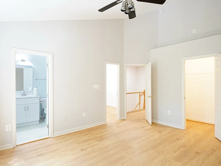 9423 Fields Rd — Photo 33