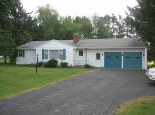 7314 Center Rd, West Falls, NY 14170