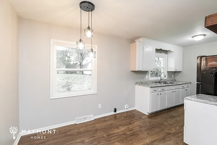 4309 Dowling Dr — Photo 6
