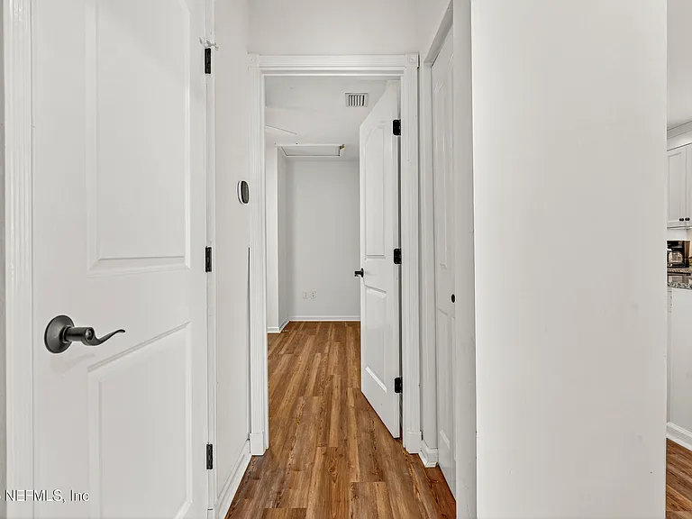 170 Twine St — Photo 15