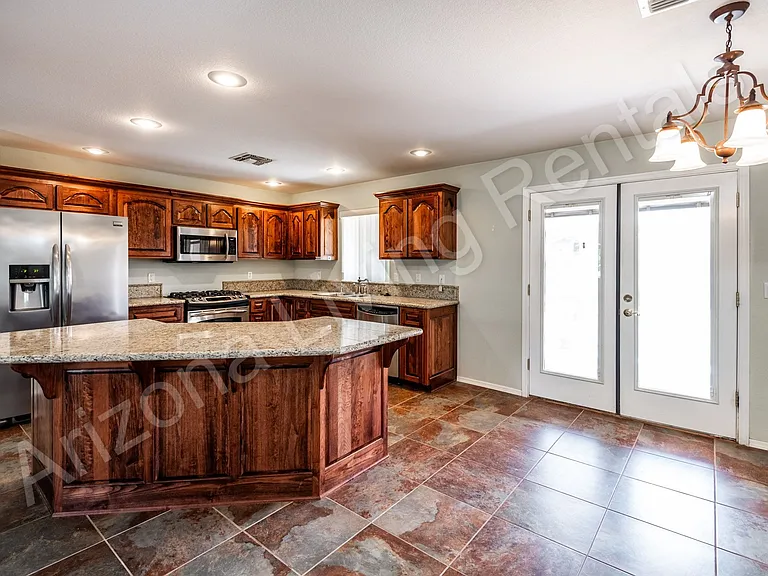 1714 Florence Ave — Photo 8