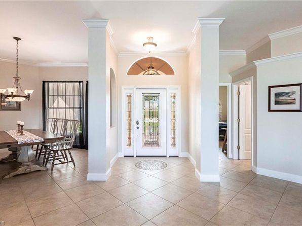 11855 Longshore Way E, Naples, FL 34119
