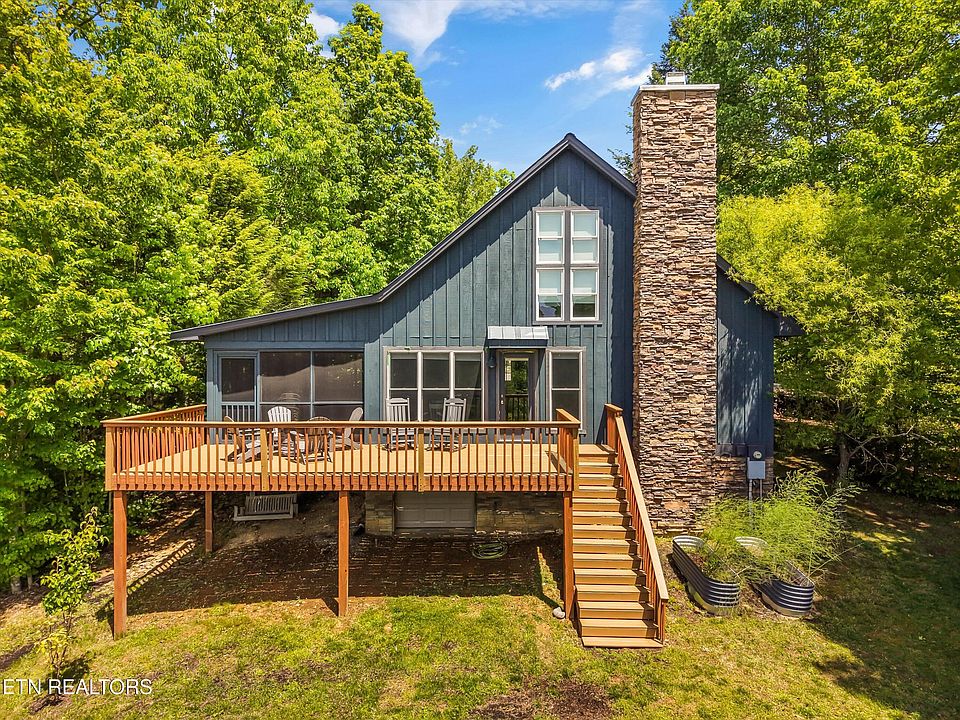 16th image of 2122 Dove Ridge Ln