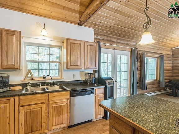 4th image of 2775 Horseshoe Way
