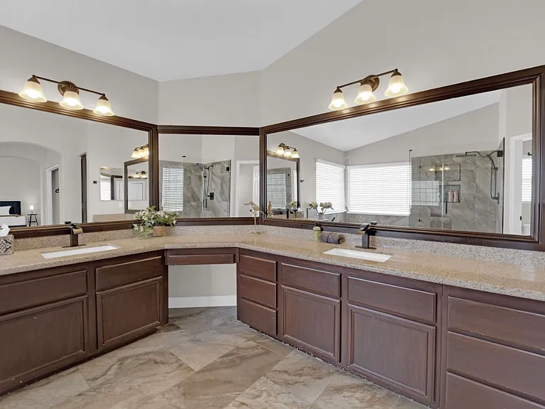 8944 Campanella St — Photo 35