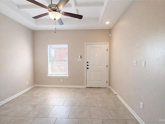 2nd image of 610 Linda St