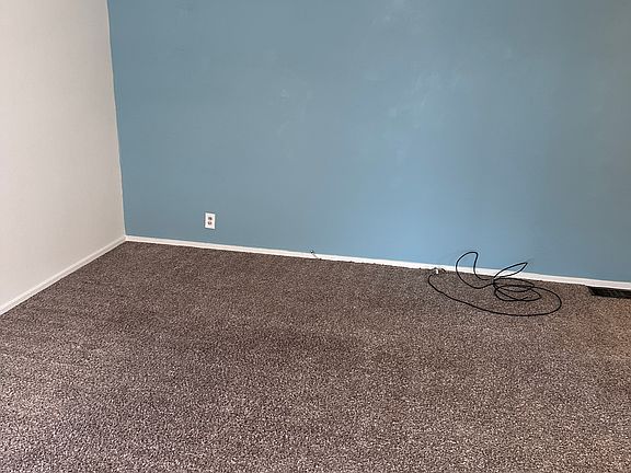 4th image of 1942 32nd Ave